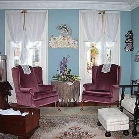 Isaac Hilliard House Bed And Breakfast ペンバートン 部屋 写真